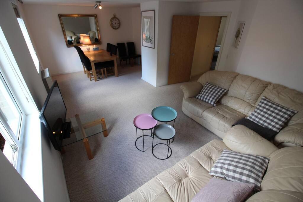 3 Bedroom Flat 10 Mins Walk To Bay And City Center Free Parking Cardiff Eksteriør bilde